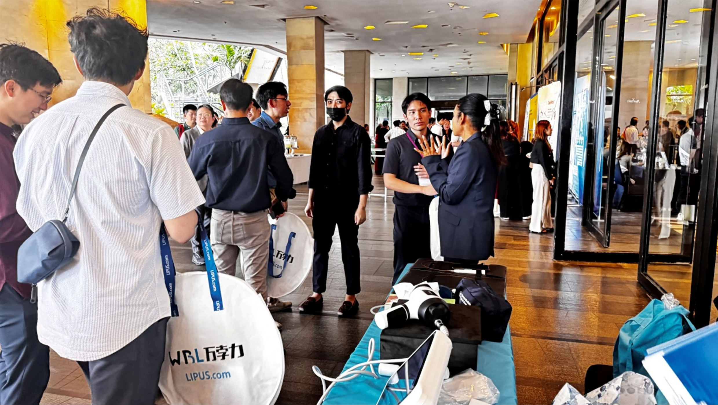 1762221911403944.jpg 2.jpg